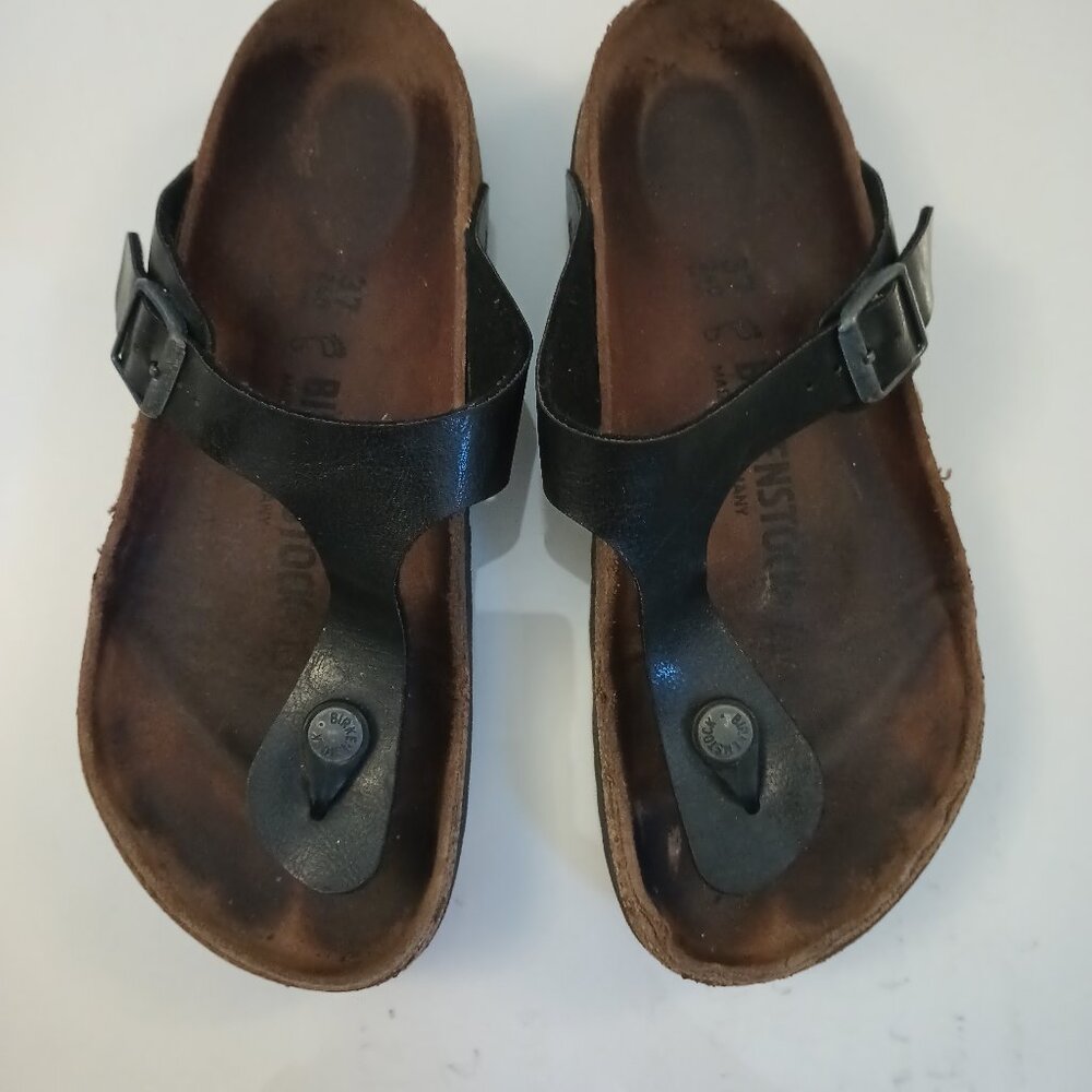 Birkenstock black gizeh sandal size 36